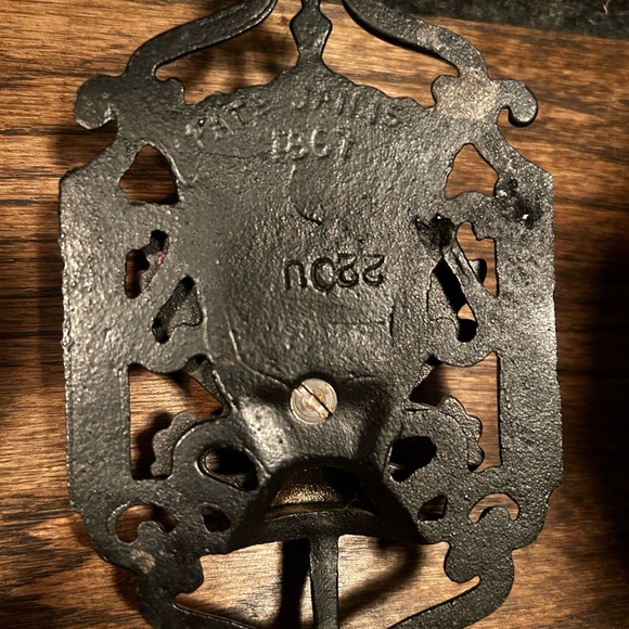 Antique Match Safe Cast Iron Urn Matchstick Holder. Wall Mount. Jan 15 1867 - Picture 4 of 5